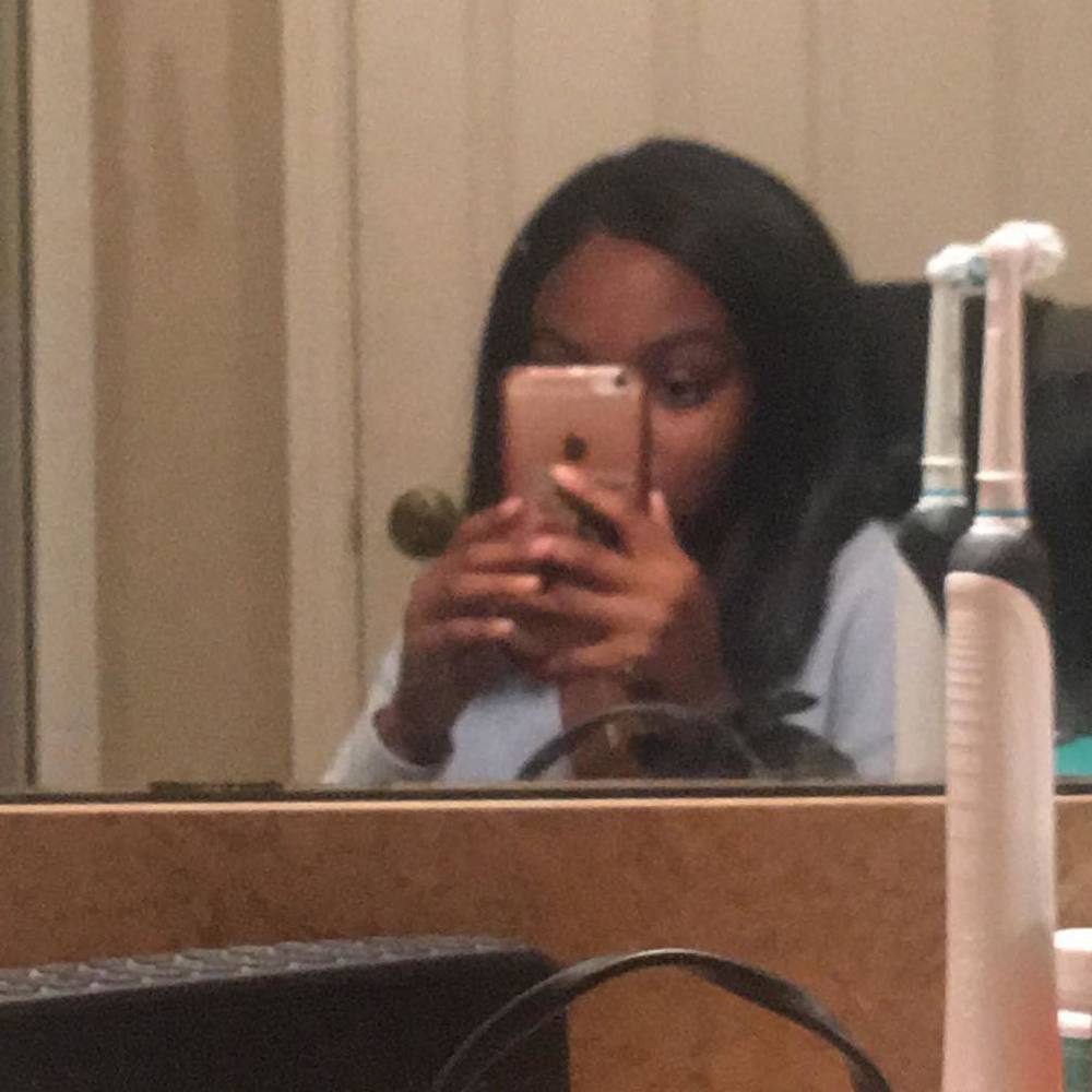 Meet your Posher, Kayla